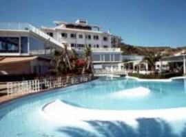 Grand Hotel Lido Giardino delle Palme - Duplicate of 302243，位于托雷法罗的酒店