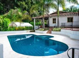 Vivanco House + Pool Great Place Comfortable