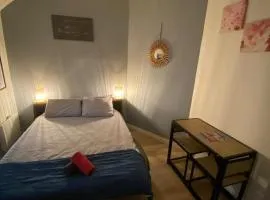 F1 Meublé et Confortable en cœur de ville