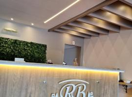 Hotel Recreio dos Bandeirantes，位于塞尔唐西尼奥的酒店