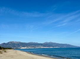 Maison en bord de mer, Plage de la Marana en Corse，位于博尔戈的酒店