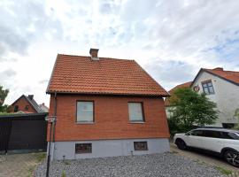 House in the middle of Malmö，位于马尔默的酒店