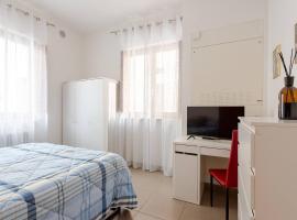 Dimora del Sole 2 - Intero Appartamento，位于拉奎拉的酒店