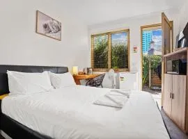 South Yarra one bedder Simplicity