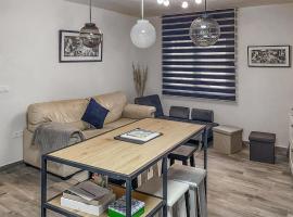 Gorgeous Apartment In Luanco With Kitchen，位于卢安科的酒店