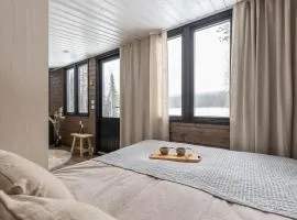 PUOLUKKA Lapland Riverside with Sauna Fireplace BBQ WiFi Ski Ylläs PetsOK