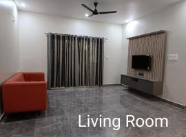 Sukrithi Premium Serviced Apartment - F2，位于钦奈的公寓