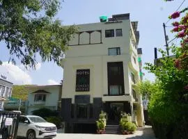 Hotel Forest Avenue - Best Luxury Hotel in Dehradun