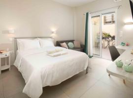 Yard Studio by CorfuEscapes，位于科孚镇的自助式住宿