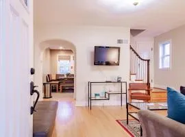 Pentagon City Homestay Parking available