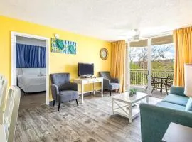 Tortuga Suite at Sunrise Suites Resort - Heated Pool, Hot Tub & Free Parking