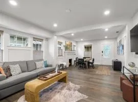 SoHo Serenity - Amazing Home with Private Pool & Hot Tub, SoHo District