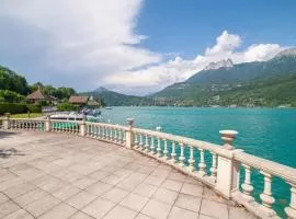 Balcon sur le lac charmant T3 avec vue spectaculaire