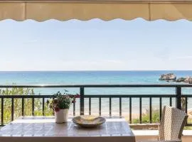 Beachfront balcony Marinas Home 2 New Era in Holidays