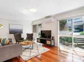 Bright & Lovely @ Balwyn Townhouse w parking BBQ