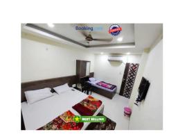 Goroomgo Swastik Guest House Varanasi Near Kashi Vishwanath Temple，位于瓦拉纳西的酒店