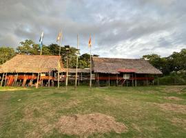 Campamento Txoko de Shapshico，位于Puerto Franco的青旅