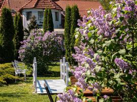 Pensiunea Poiana Avrigului，位于阿夫里格的住宿加早餐旅馆