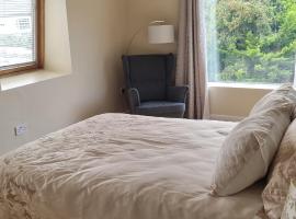 Pinewood Lodge，位于科克的酒店