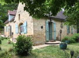 Maison du Hameau*5 kms de SARLAT，位于卡尔萨克阿亚克的度假屋