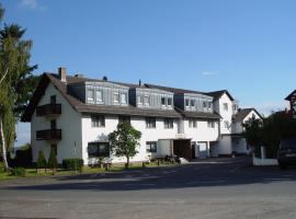 Zur Burgruine Frauenberg，位于兰河畔马尔堡的酒店