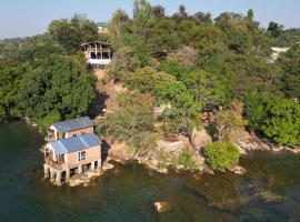 Soul Rebel Lodge & Backpackers，位于Nkhata Bay的酒店