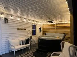 Papas Cottage Hot Tub Near Nelson 151