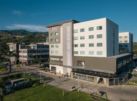 Hilton Garden Inn Santa Ana, San Jose，位于圣何塞的酒店