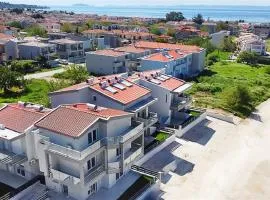 Nikola Luxury Apartments Nikiti 2 bedrooms 5 guests