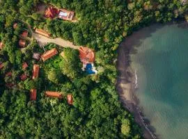 Papagayo Golden Palms Beachfront Hotel