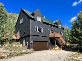 Aspen Ridge-Mountain Adventure House，位于Alma的酒店