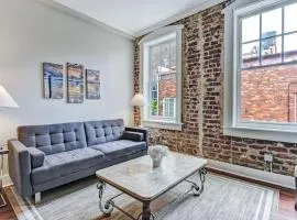 Loft steps from River Street and City Market