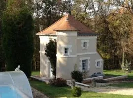 Gîte de Caractère avec Piscine Privée dans Parc Arboré Proche Châteaux de la Loire - FR-1-491-376