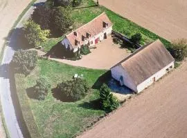 Gîte familial avec jacuzzi, baby-foot, fléchettes, et plus - idéal pour se ressourcer ou faire la fête ! - FR-1-491-414