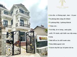 VILLA ROMANCE Lữ Gia，位于大叻的度假屋