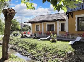 6 bedrooms house with furnished garden and wifi at Cardenuela Riopico，位于Cardeñuela-Ríopico的度假屋