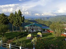 Chirping Orchard, Mukteshwar，位于穆克缇斯瓦的酒店