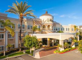 Hotel Marguerite South Anaheim - Garden Grove, Trademark Collection by Wyndham，位于安纳海姆加登格罗夫的酒店