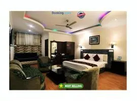 Goroomgo Moon Nainital Near Naini Lake - Parking & Lift Facilities -Hygiene and Spacious Room - Best Seller