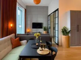 URBAN APARTMENTS PREMIUM, DOWNTOWN, Sokolska 30 Towers No 3 with PARKING, gym & sauna