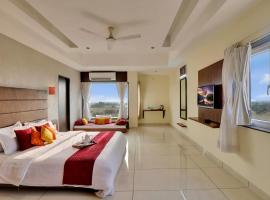 Goverdhan Greens Resort Dwarka l Hotels In Dwarka，位于德瓦尔卡的酒店