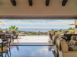 Phenomenal Oceanview Villa in Puerto Los Cabos，位于圣何塞德尔卡沃的别墅