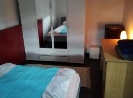 Kidy place，位于Pojate的酒店