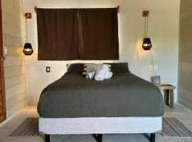 MARIBY HOLBOX