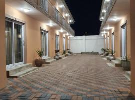 Grandview adventure and guesthouse，位于东伦敦的酒店