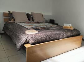 MANZONI APARTS - Comfort SUITE，位于圣佩莱格里诺温泉的酒店