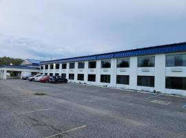 Motel 6 Williamstown, WV，位于Williamstown的酒店