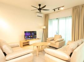 Top floor seaview pent house 3BR 11pax，位于北赖的酒店