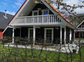 Feriecenter Fiskens - A Royal Holiday Experience，位于格罗斯滕的乡村别墅
