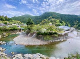 Kajikaso Onsen Hotel，位于Kōno-ichiba的酒店